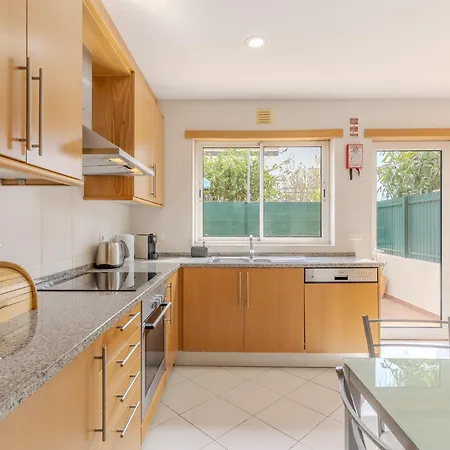 #337 Great 2br Terrace In 아파트
