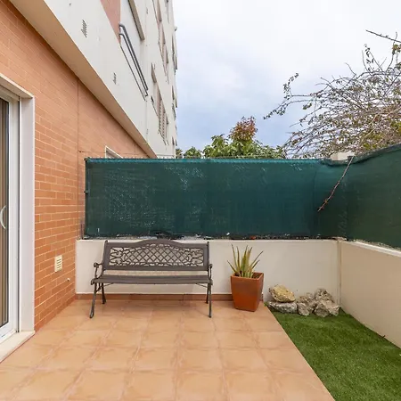 아파트 #337 Great 2br Terrace In